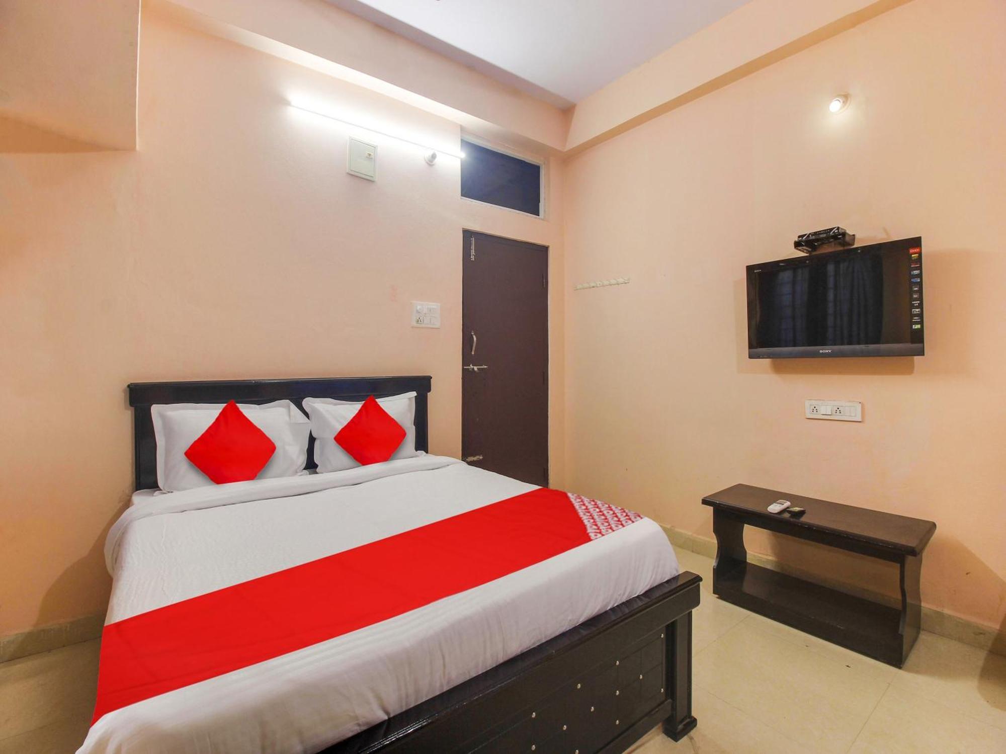 Hotel O R.J.International Pedda Ambarpet Экстерьер фото