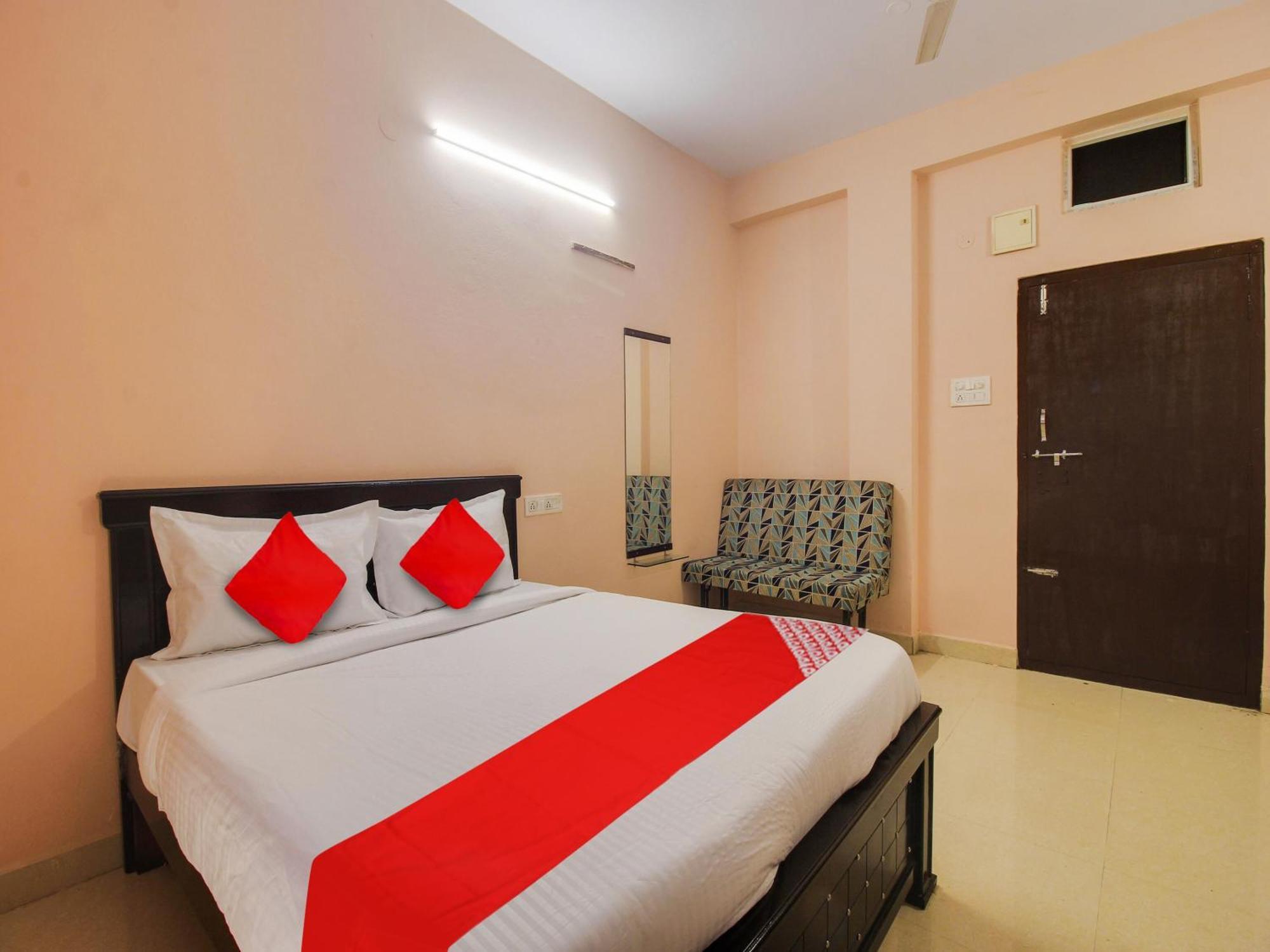 Hotel O R.J.International Pedda Ambarpet Экстерьер фото