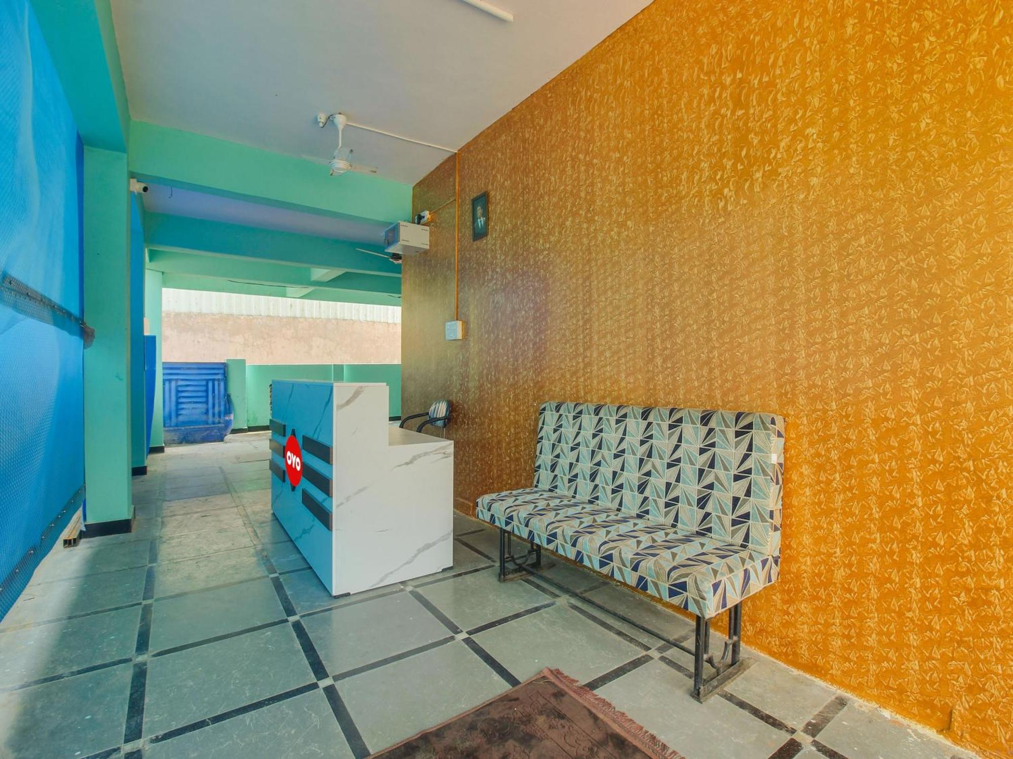 Hotel O R.J.International Pedda Ambarpet Экстерьер фото