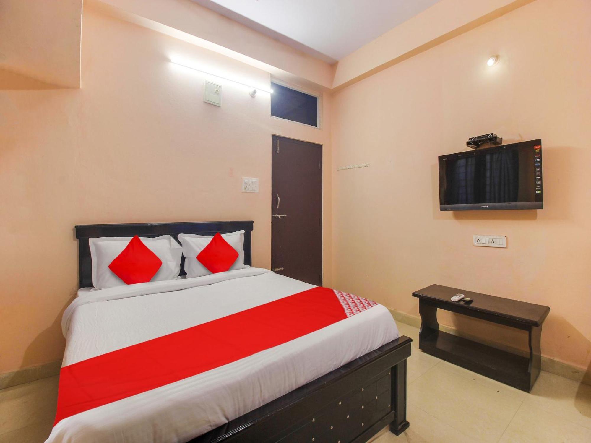 Hotel O R.J.International Pedda Ambarpet Экстерьер фото