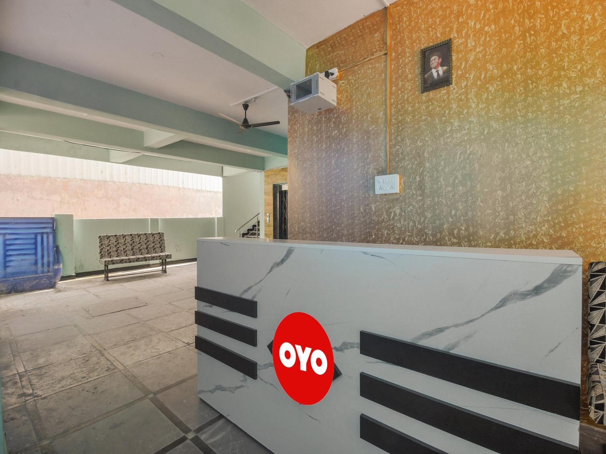 Hotel O R.J.International Pedda Ambarpet Экстерьер фото