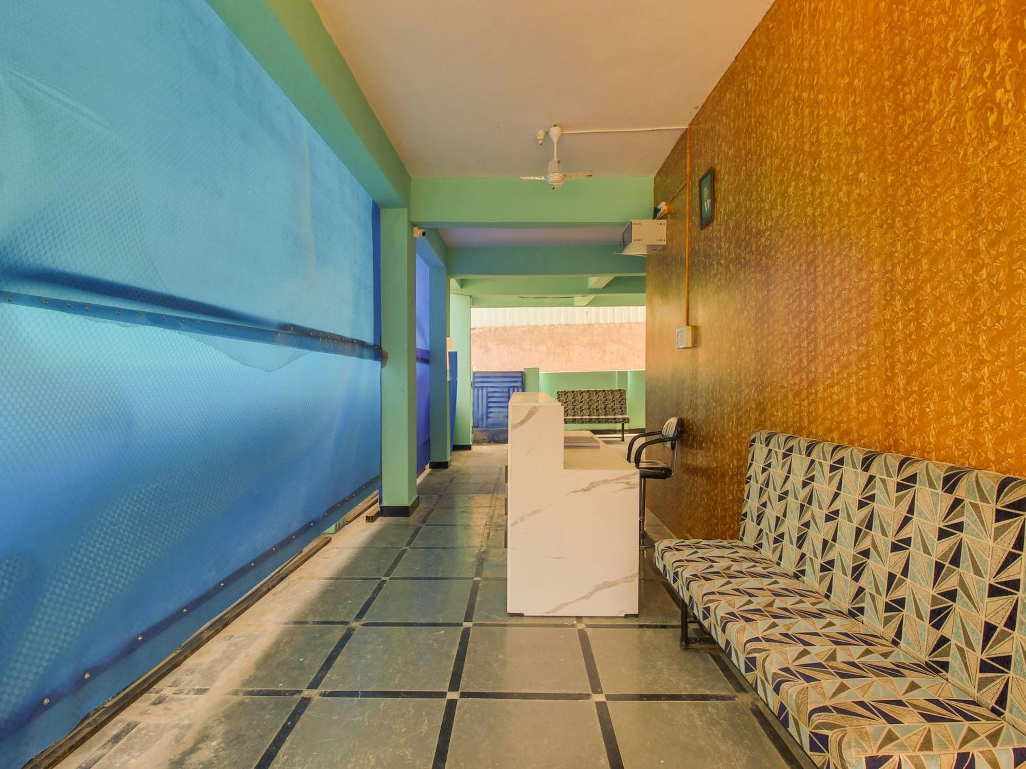 Hotel O R.J.International Pedda Ambarpet Экстерьер фото